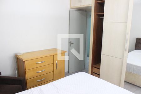 Quarto de apartamento para alugar com 1 quarto, 75m² em Itararé, São Vicente