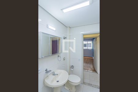 Apartamento para alugar com 65m², 2 quartos e 1 vaga Apartamento para alugar com 65m², 2 quartos e 1 vagaBanheiro