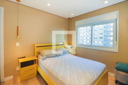 Suíte de apartamento para alugar com 2 quartos, 67m² em São Sebastião, Porto Alegre