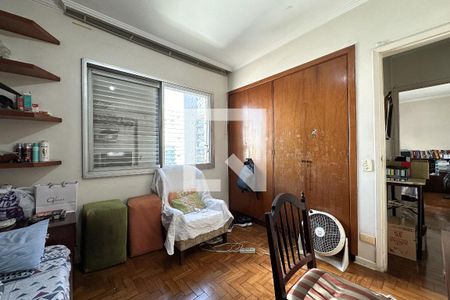 Apartamento à venda com 105m², 3 quartos e 2 vagasQuarto 1 - Armários