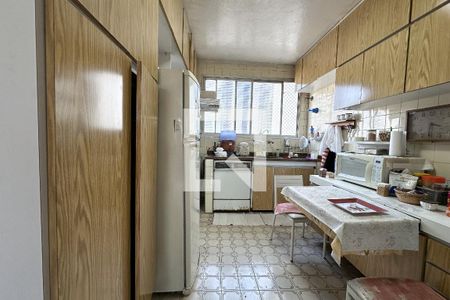 Apartamento à venda com 105m², 3 quartos e 2 vagasCozinha