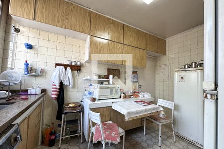 Apartamento à venda com 105m², 3 quartos e 2 vagasCozinha