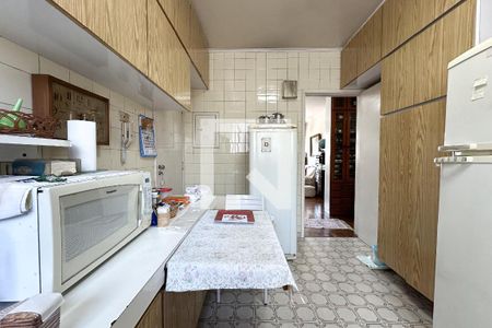 Apartamento à venda com 105m², 3 quartos e 2 vagasCozinha