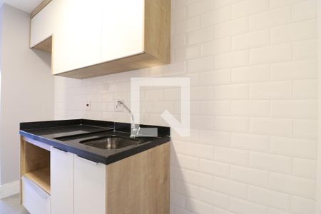Cozinha de kitnet/studio para alugar com 1 quarto, 22m² em Água Branca, São Paulo