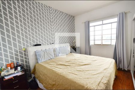 Casa à venda com 89m², 8 quartos e 3 vagas Casa à venda com 89m², 8 quartos e 3 vagasQuarto3 casa1