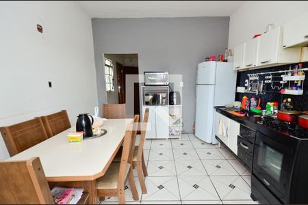 Casa à venda com 89m², 8 quartos e 3 vagas Casa à venda com 89m², 8 quartos e 3 vagasCozinha/ casa1