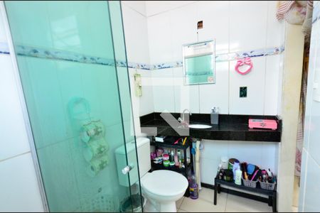 Casa à venda com 89m², 8 quartos e 3 vagas Casa à venda com 89m², 8 quartos e 3 vagasBanheiro suite/ casa2