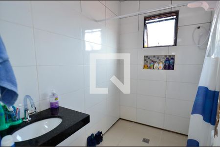 Casa à venda com 89m², 8 quartos e 3 vagas Casa à venda com 89m², 8 quartos e 3 vagasBanheiro social/ casa2