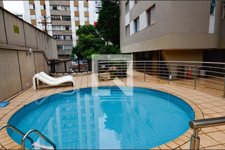 Apartamento à venda com 225m², 4 quartos e 3 vagasArea comum/piscina