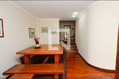 Apartamento à venda com 225m², 4 quartos e 3 vagasSala de jantar