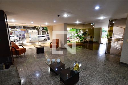 Apartamento à venda com 225m², 4 quartos e 3 vagasArea comum/hall