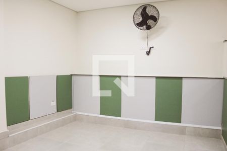 Sala/Quarto de kitnet/studio para alugar com 1 quarto, 27m² em Vila Ester (zona Norte), São Paulo