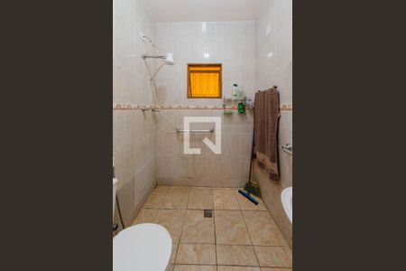 Casa para alugar com 300m², 3 quartos e 1 vaga Casa para alugar com 300m², 3 quartos e 1 vagaBanheiro