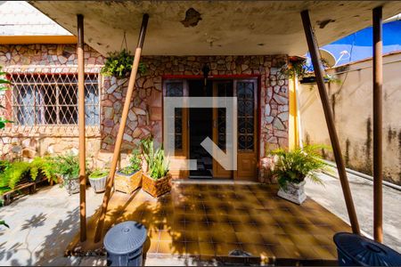 Casa para alugar com 300m², 3 quartos e 1 vaga Casa para alugar com 300m², 3 quartos e 1 vagaÁrea externa