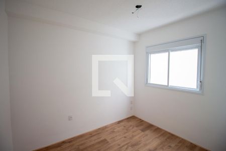 Quarto 1 de apartamento para alugar com 2 quartos, 35m² em Conjunto Residencial José Bonifácio, São Paulo