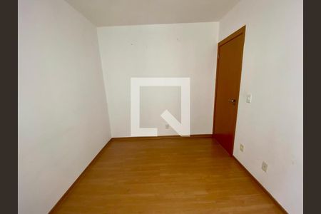 Quarto 1 de apartamento à venda com 2 quartos, 45m² em Chácara Cotia, Contagem