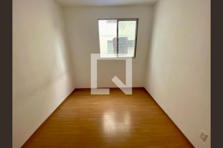 Quarto 2 de apartamento à venda com 2 quartos, 45m² em Chácara Cotia, Contagem