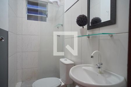 Banheiro de apartamento para alugar com 1 quarto, 29m² em Lagoa da Conceição, Florianópolis