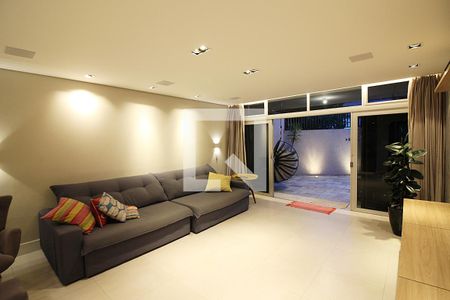 Sala  de casa à venda com 4 quartos, 319m² em Vila Goncalves, São Bernardo do Campo