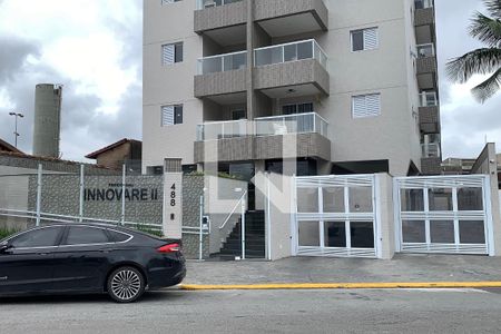 Apartamento para alugar com 57m², 2 quartos e 1 vaga Apartamento para alugar com 57m², 2 quartos e 1 vagaFachada
