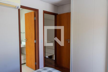 SUITE 1 de casa de condomínio para alugar com 2 quartos, 240m² em Parque Taquaral, Campinas