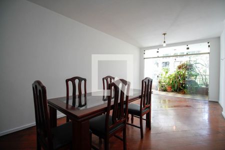 Sala de apartamento à venda com 3 quartos, 126m² em Paraíso, São Paulo
