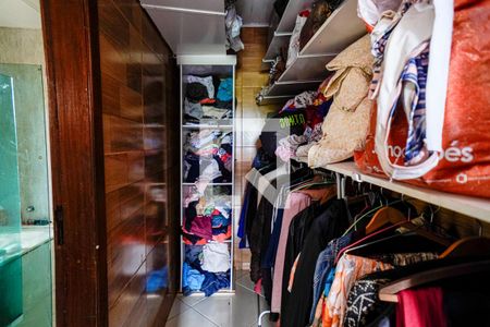 Casa à venda com 120m², 2 quartos e 2 vagas Casa à venda com 120m², 2 quartos e 2 vagasSuíte