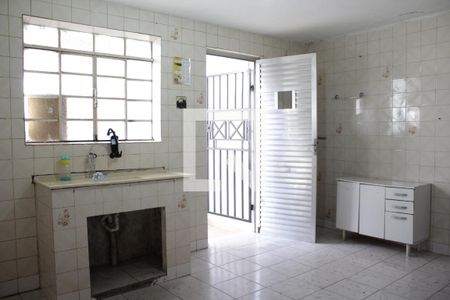 Cozinha de casa para alugar com 1 quarto, 35m² em Vila Prudente, São Paulo