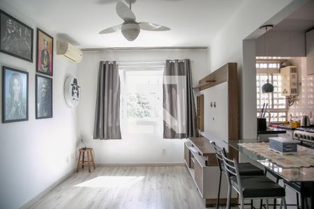 Sala de apartamento à venda com 2 quartos, 60m² em Jardim Botânico, Porto Alegre