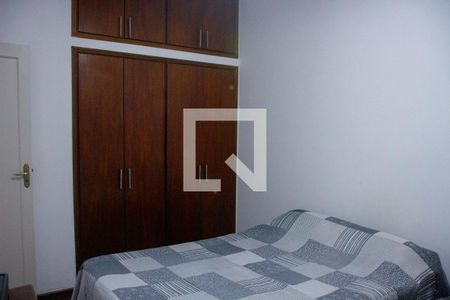 Quarto 1 de casa para alugar com 4 quartos, 250m² em Jardim Jussara, São Paulo