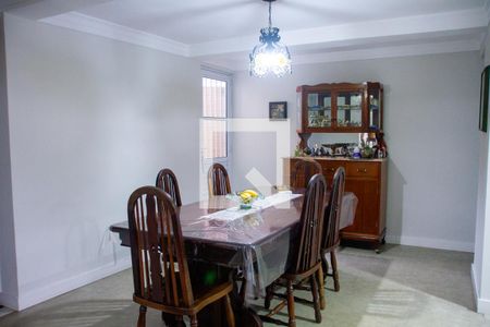 Sala de Jantar de casa à venda com 4 quartos, 250m² em Jardim Jussara, São Paulo