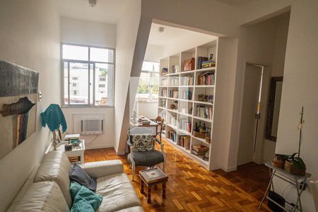 Apartamento para alugar com 60m², 1 quarto e 1 vagaSala