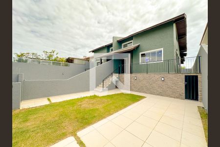 Casa para alugar com 111m², 3 quartos e 2 vagasÁrea externa