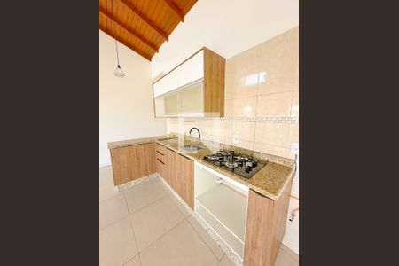 Casa para alugar com 111m², 3 quartos e 2 vagasCozinha