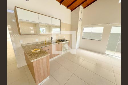 Casa para alugar com 111m², 3 quartos e 2 vagasCozinha