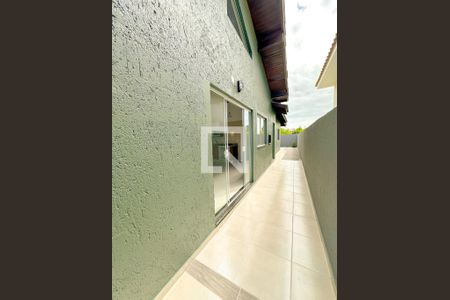 Casa para alugar com 111m², 3 quartos e 2 vagasCorredor