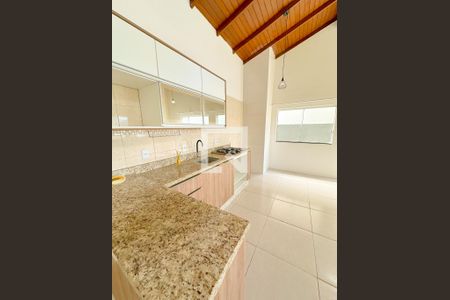 Casa para alugar com 111m², 3 quartos e 2 vagasCozinha
