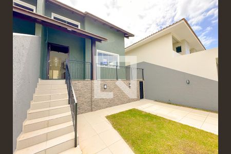 Casa para alugar com 111m², 3 quartos e 2 vagasÁrea externa