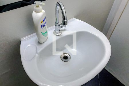 Casa para alugar com 55m², 2 quartos e 2 vagasLavabo