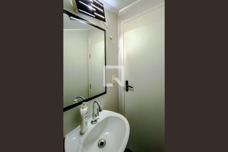 Casa para alugar com 55m², 2 quartos e 2 vagasLavabo