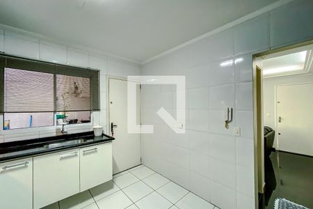 Casa para alugar com 55m², 2 quartos e 2 vagasCozinha