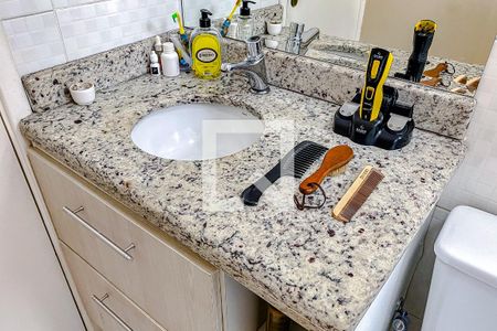 Casa para alugar com 55m², 2 quartos e 2 vagasBanheiro da Suíte