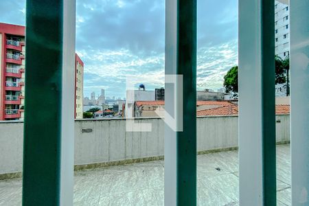 Vista da Sala de casa para alugar com 2 quartos, 55m² em Vila Invernada, São Paulo