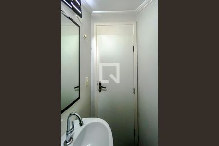 Casa para alugar com 55m², 2 quartos e 2 vagasLavabo