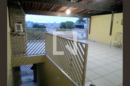 Casa à venda com 130m², 2 quartos e 2 vagasVaranda