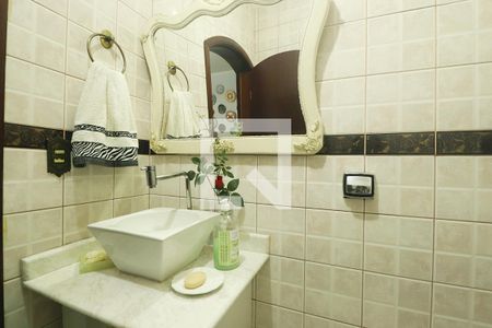 Casa à venda com 270m², 3 quartos e 3 vagasLavabo