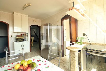 Casa à venda com 270m², 3 quartos e 3 vagasCozinha