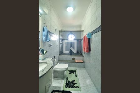 Casa à venda com 270m², 3 quartos e 3 vagasSuíte - Banheiro do Quarto 1