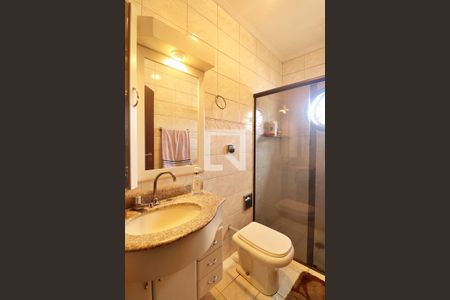 Casa à venda com 270m², 3 quartos e 3 vagasBanheiro Social