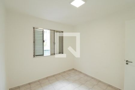 Quarto 1 de casa para alugar com 2 quartos, 60m² em Jardim São Paulo(zona Norte), São Paulo
